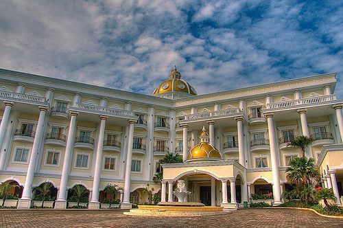 Yasmin Hotel Puncak Exterior photo